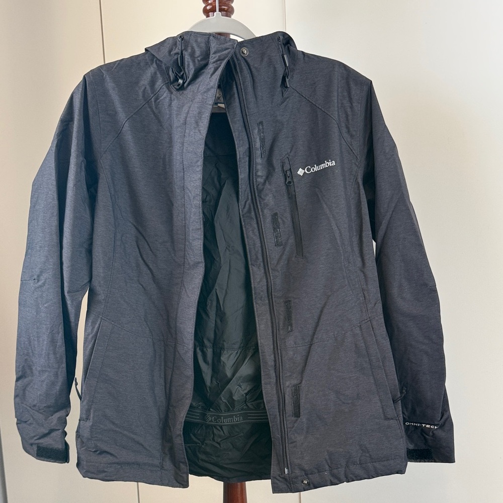 Columbia gray snow jacket shell